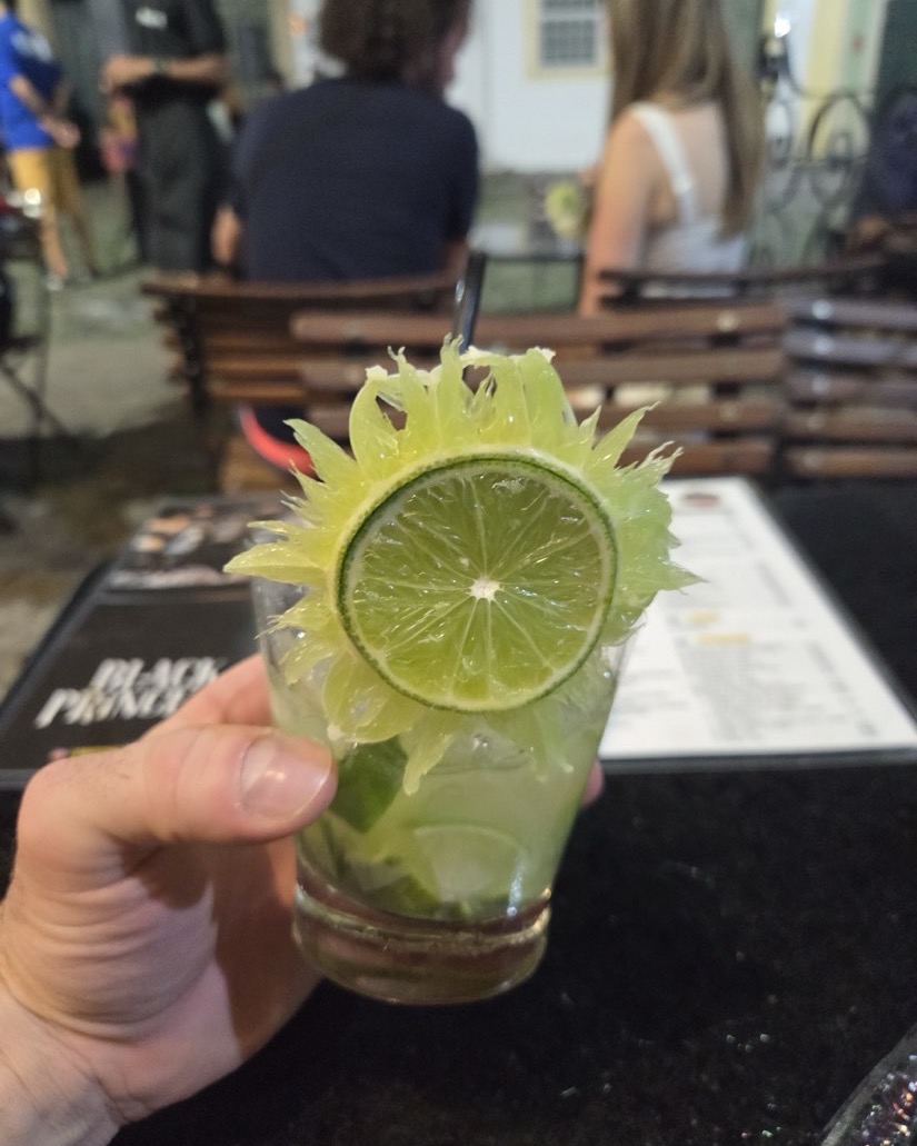 Caipirinha numa noite no Centro.